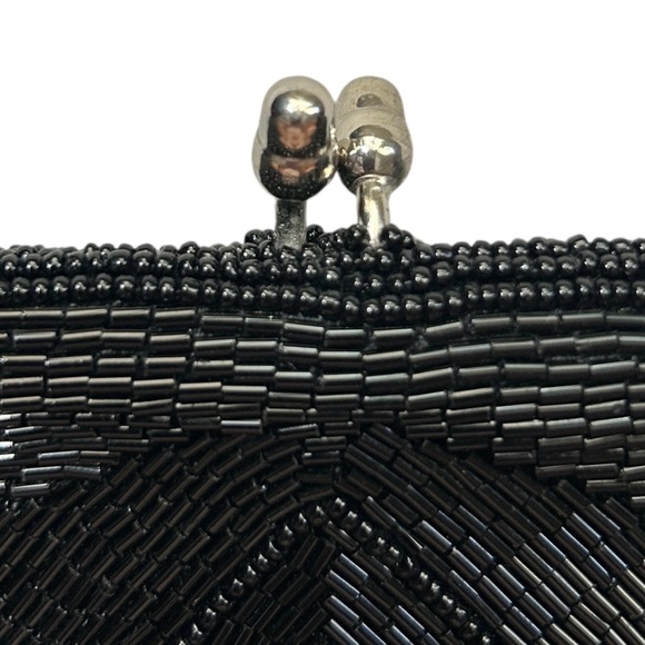 Vtg SHARONEE Black Beaded Clutch Handbag Kiss Lock 5" x 7" Shiny Geometric Japan - Picture 6 of 8